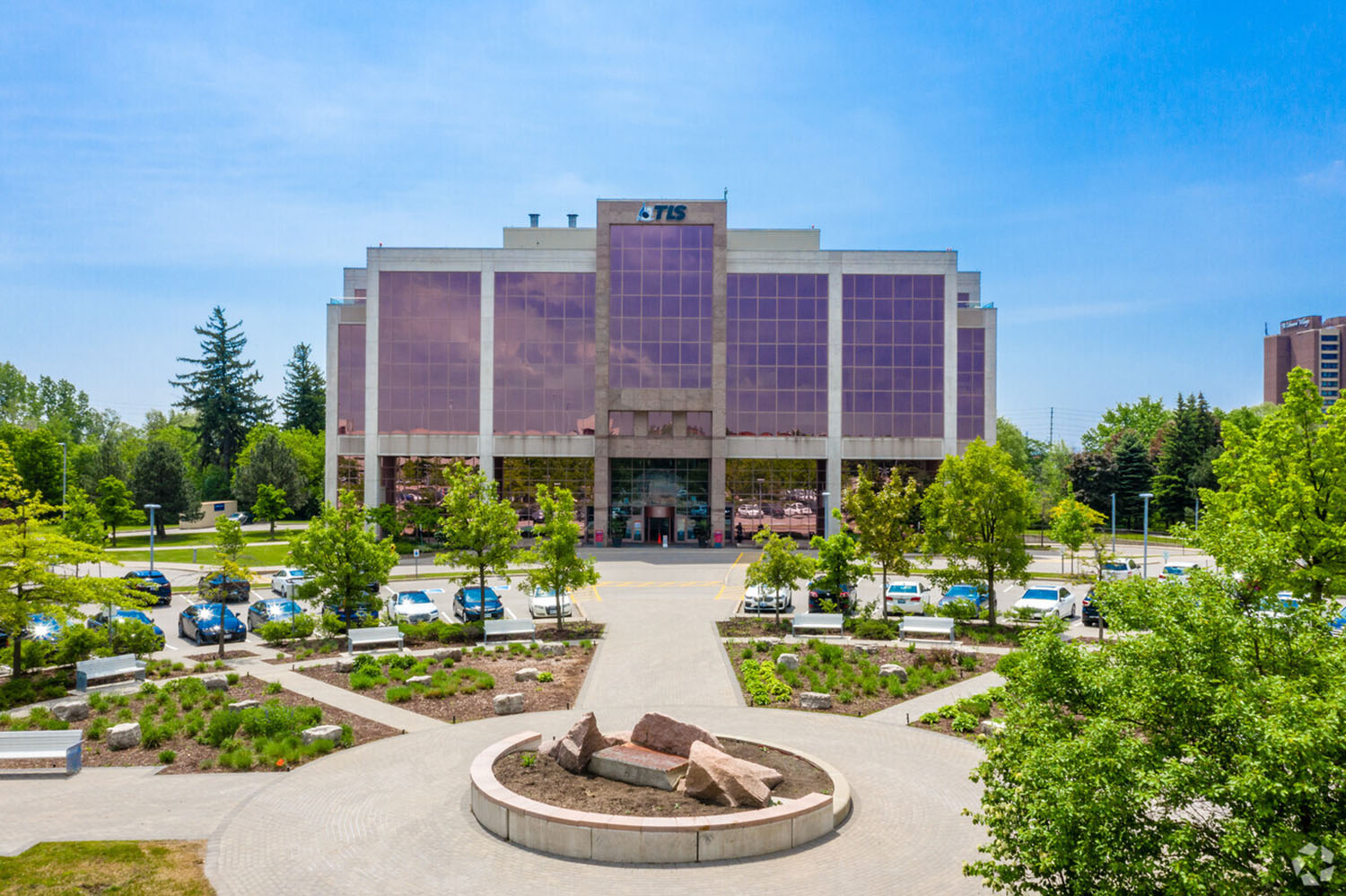 Allstate Office Building - Carte canadienne des édifices et des lieux ...